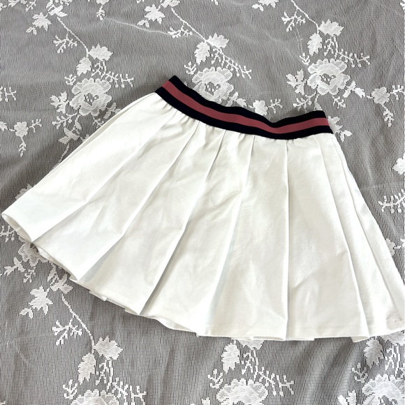 Art Class White Skater Mini Skirt Pleated Casual - Picture 2 of 3